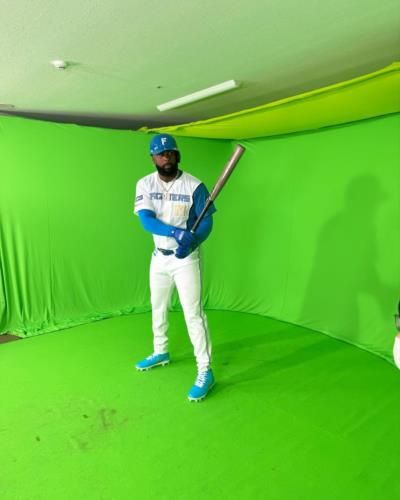 Franmil Reyes: A Beacon of Strength and Team Spirit