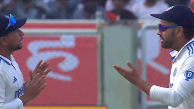 Watch: Kuldeep tries to convince Rohit to take DRS. Here's what happened after replay showed not out