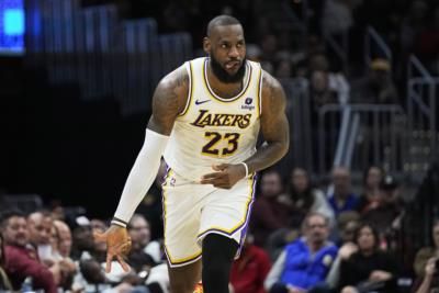 LeBron James undecided on Lakers contract; emphasizes need for consistency