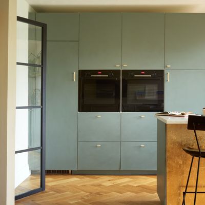 A 'jigsaw kitchen' is the simplest way to cut kitchen renovation costs - here's how this design trick works