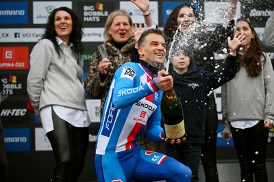 'I shed tears on the last lap' - Emotions run high as Stybar says farewell in Tabor