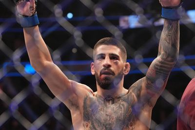 Ilia Topuria predicts first-round KO of Alexander Volkanovski at UFC 298: ‘I’m going to put his lights out’