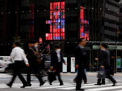 Japan's January Service Activity Soars Amid Strong Demand and Weak Yen