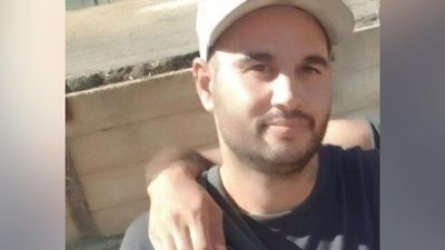 Prison staff watch on as Aboriginal man dies in custody