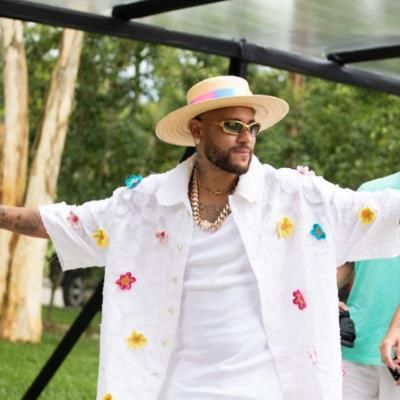 Neymar Jr's Serene Vacation Snap exudes Bliss and Stylish Vibes