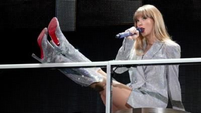 Taylor Swift and Olivia Rodrigo squash feud rumors at Grammys
