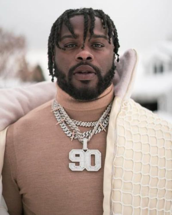 Shaq Lawson: A Vision of Style and Confidence