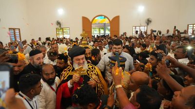 Patriarch visits disputed churches