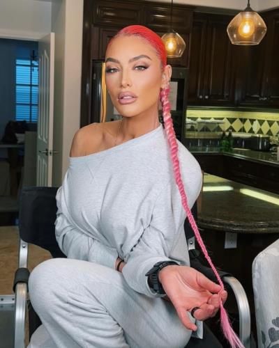 Natalie Eva Marie Showcases Glamorous Look in Stunning Photos