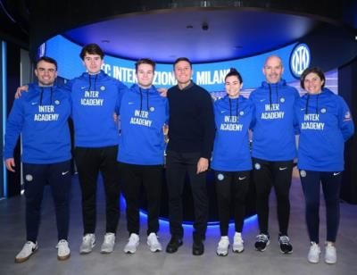 Javier Zanetti's Coaching Internship: A Celebration of Mentorship and Inspiration