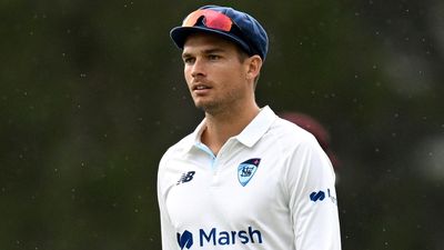 NSW overcome mid-innings Shield slump to beat WA