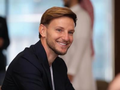 Ivan Rakitic Shines at Indoor Event with Elegant Attire
