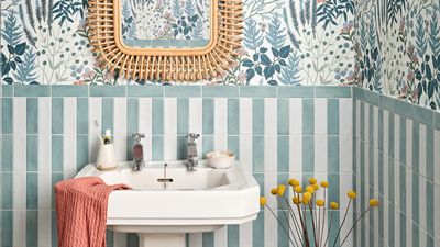 Small bathroom splashback ideas — 5 stylish solutions design experts love