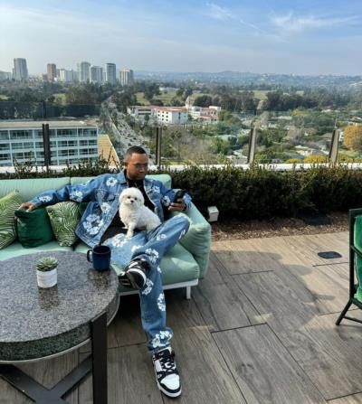 Terrence J's Casual Chic Style Captured in Heartwarming Moment