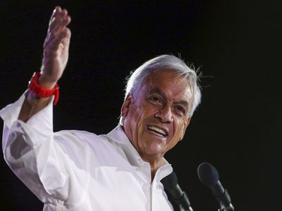 Former Chilean President Sebastián Piñera dies in a helicopter crash at 74