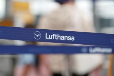 Lufthansa cancels 90% of flights as ground crews strike