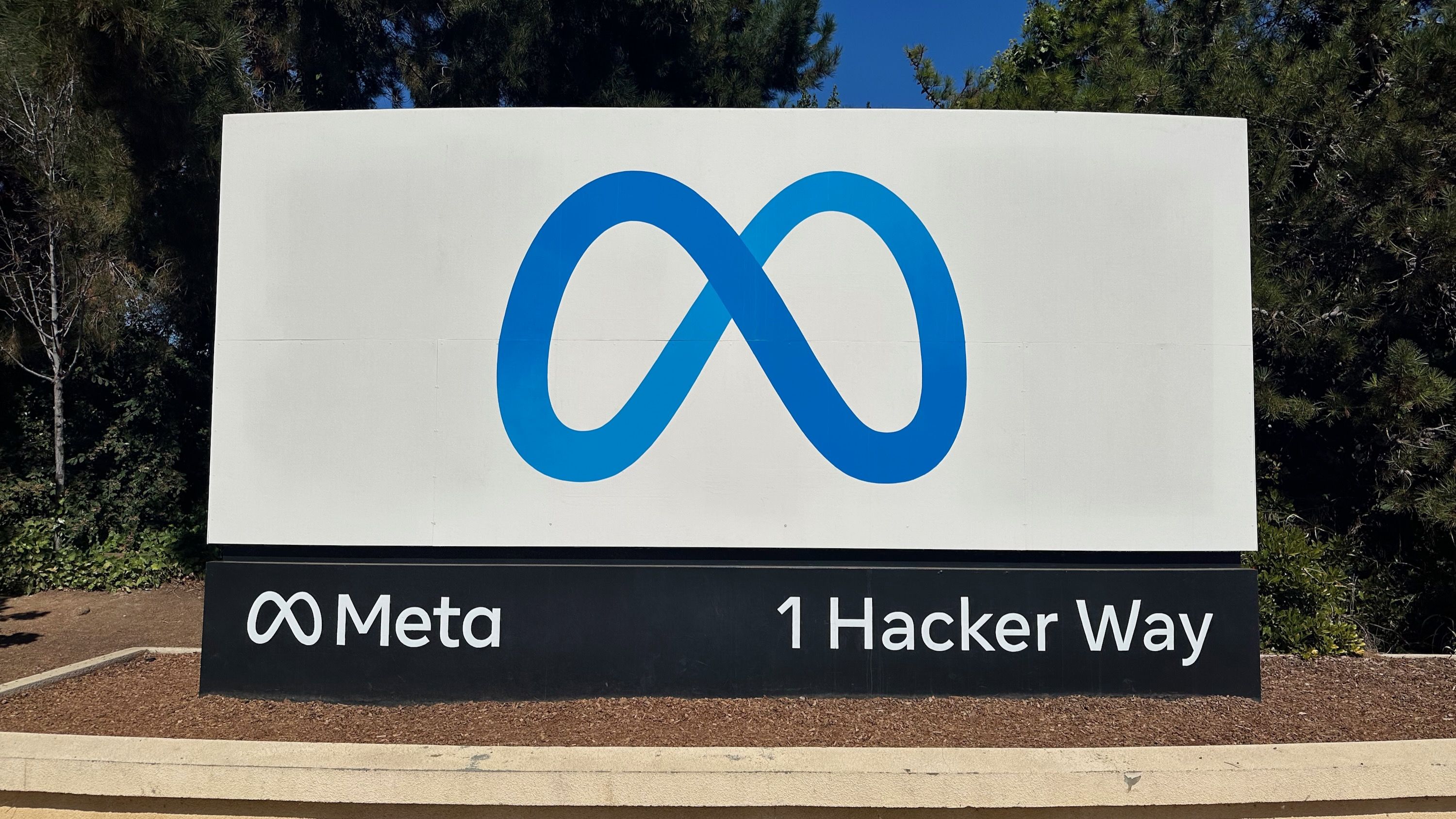 Meta will start labeling images made by other AI tools