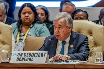 UN Chief Says World In 'Age Of Chaos'