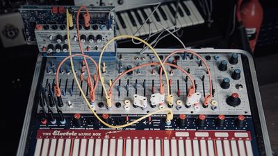 East Coast vs West Coast synthesis: what's the difference?