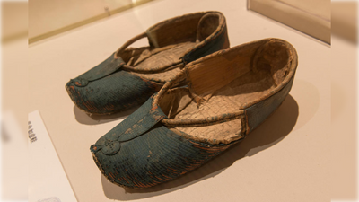 12 old shoes found in archaeological excavations from around the world