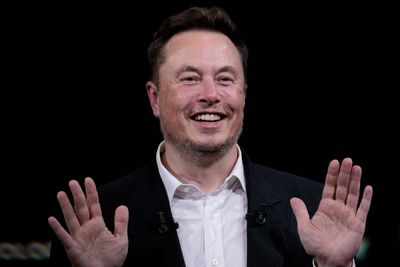 Elon Musk to attend UFC fights ahead of Super Bowl LVIII, says Dana White