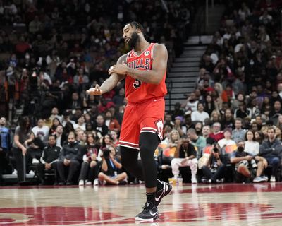 Chicago Bulls rumored to want three second round picks for Andre Drummond