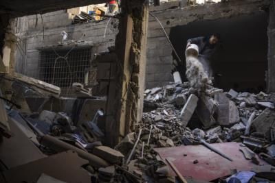 Israeli Airstrikes Kill Over a Dozen in Rafah, Gaza Strip