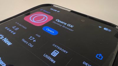 Opera's popular iPhone browser for gamers now lets you customize your browser with custom themes, wallpapers, and more