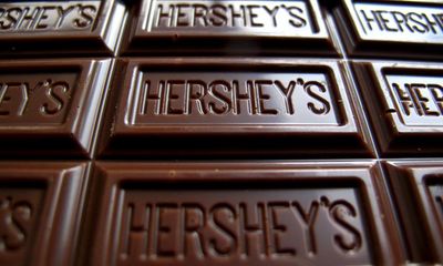 Chocolate maker Hershey issues warning over record cocoa prices