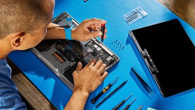 MacBooks and Chromebooks are among the worst laptops for repairability, report claims