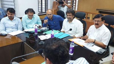 Madhu Bangarappa holds meeting on KFD, suggests travel advisory to trekkers