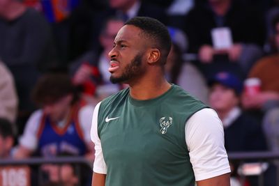 A Timberwolves broadcaster roasted Thanasis Antetokounmpo right as he checked into the game