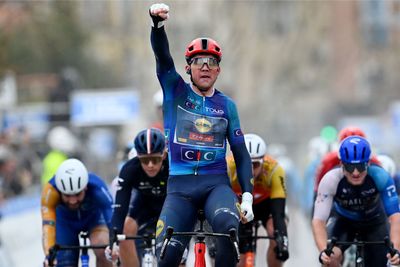 Tour de la Provence: Mads Pedersen makes it two for two on stage 1
