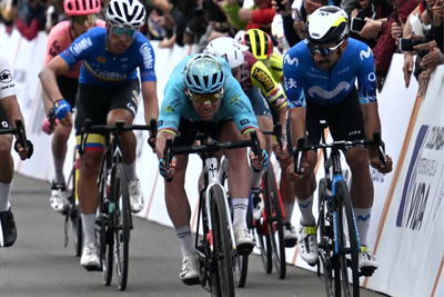 Mark Cavendish wins his first race in final season after perfect leadout in Tour Colombia