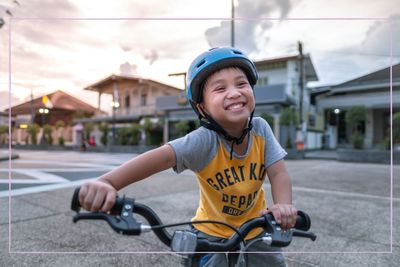 This genius hack will help your kids learn to ride a bike without training wheels - and you only need one household item