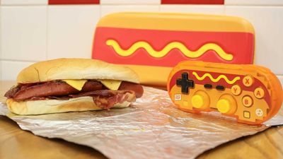 I tried Hyperkin’s new Oscar Mayer hot dog controller for the Switch, and now I’m hungry for more