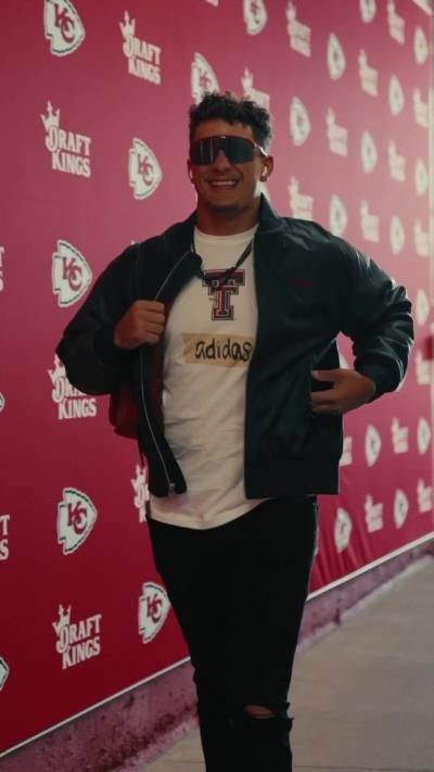 Patrick Mahomes celebrates wife Brittany Mahomes' Sports Illustrated Swimsuit cover