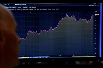 Stocks rise as earnings season boosts S&P 500, Magnificent 7 shines