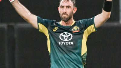 Glenn Maxwell's blistering ton lifts Australia to 34-run victory in 2nd T20 against West Indies