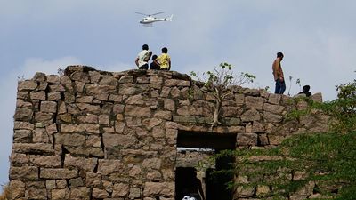 Adventure activities remain show-stealer at Kondaveedu Fort Festival