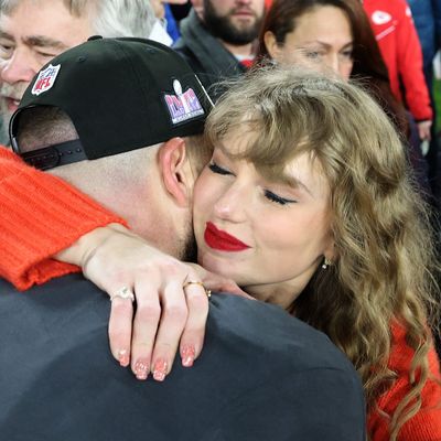 Taylor Swift Has Arrived at the Super Bowl—and Brought Two Very Famous Friends with Her