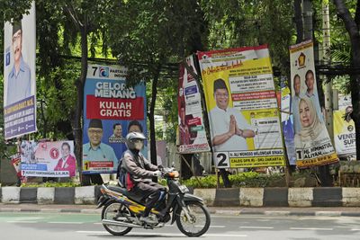 A kidney for votes: Candidates struggle with Indonesian election costs