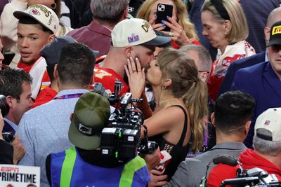 See the sweet moment Travis Kelce found Taylor Swift after winning the Super Bowl