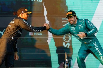 Alonso: Ferrari F1 drive wasn’t Hamilton’s “childhood dream” last year