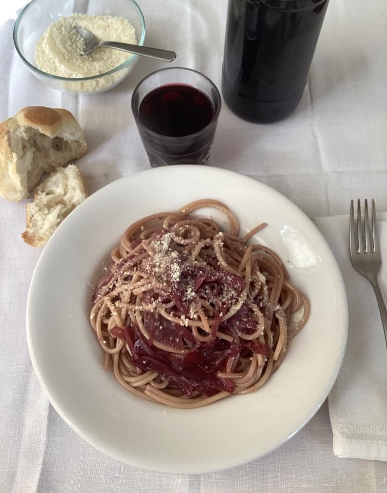 Rachel Roddys Recipe For Spaghetti With Red Wine And…