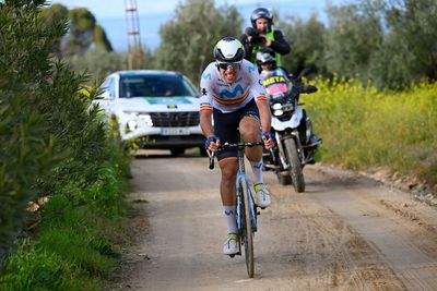 Oier Lazkano raises his Classics stakes with solo victory in Clásica Jaén