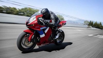 Ask RideApart: What’s The Difference Between The Honda CBR650R And CBR600RR?