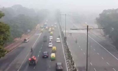 Fog causes visibilty woes in Delhi, flights may get affected; IMD predicts light rain