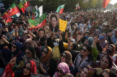 Pakistan election: Can Imran Khan’s winning candidates form a government?