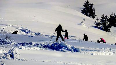 Buoyed by fresh snowfall, Gulmarg all set to host winter games from Feb. 21